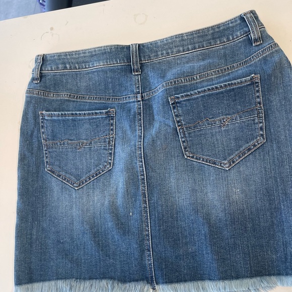 Soho Jeans skirt from NY&C - Picture 10 of 11